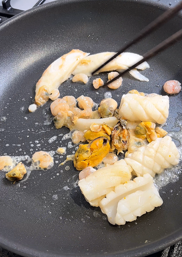 baked seafood rice hk style