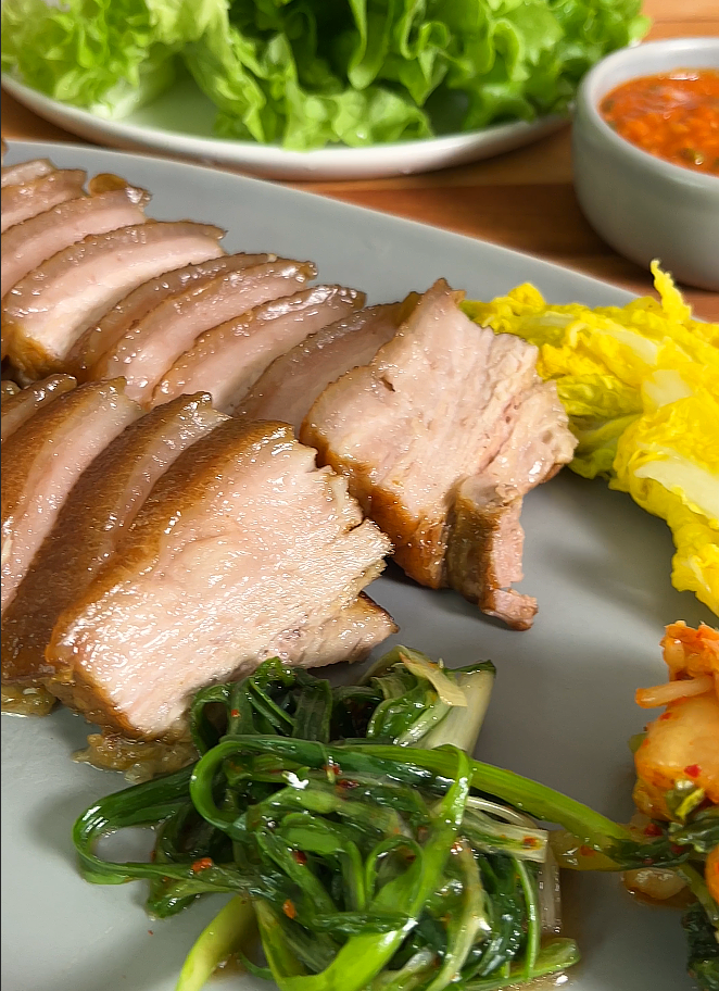 bossam korean pork wrap