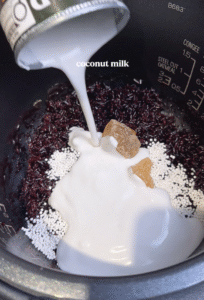 Rice Cooker BLack Glutinous Rice Dessert