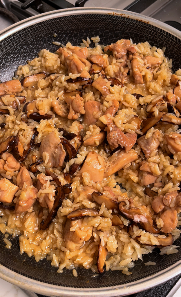 one pan chicken mushroom rice